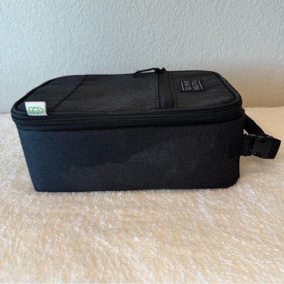 Fulton Bag Co Upright Black/Gray Lunch Bag w/Hard Interior | Water Bottle Holder - Picture 5 of 10